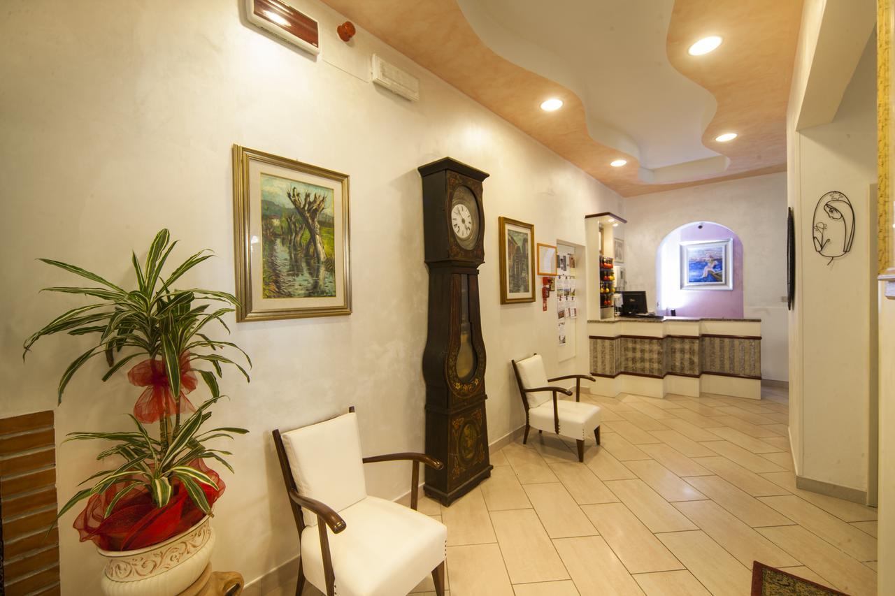 Hotel Erika Rimini Esterno foto