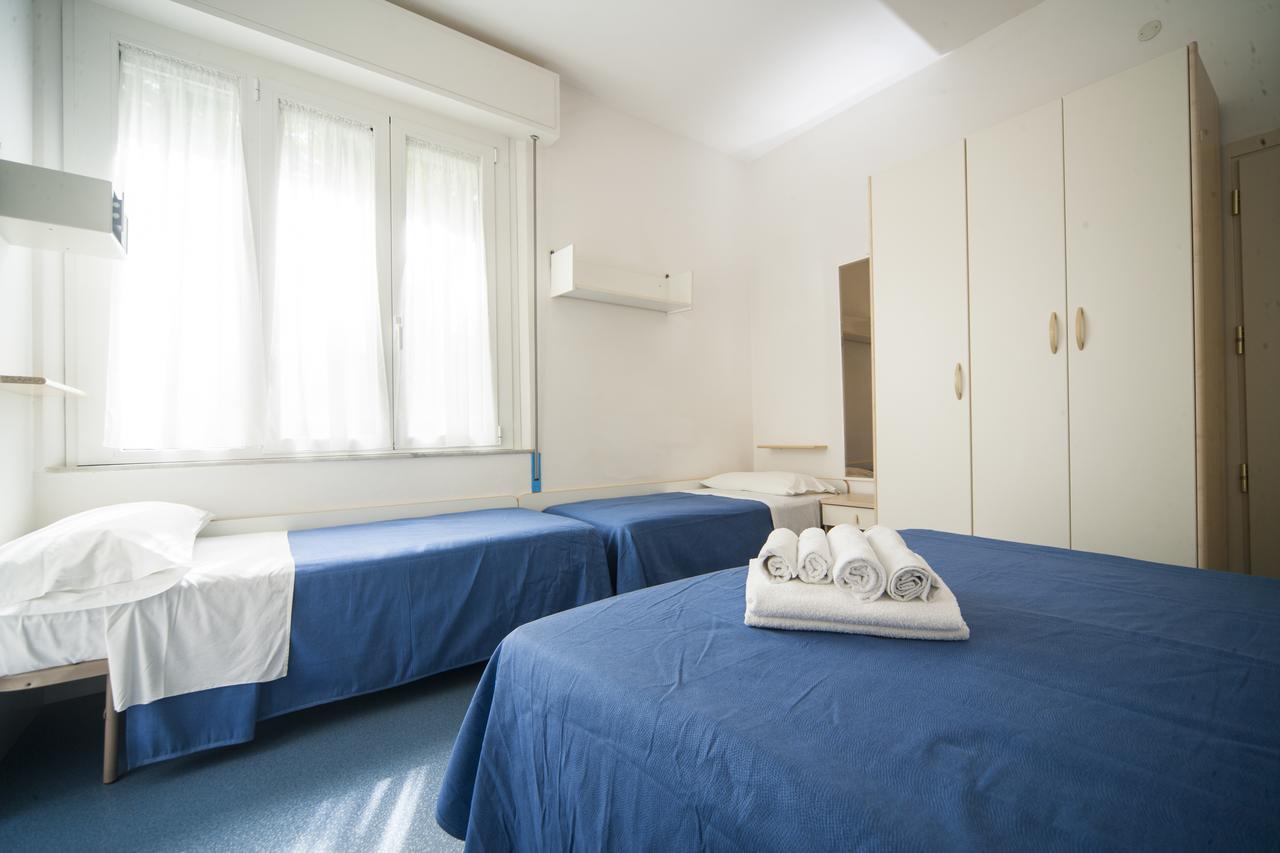 Hotel Erika Rimini Esterno foto